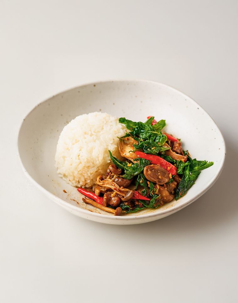 กับข้าวกับปลา ข้าวกระเพราเห็ดรวม